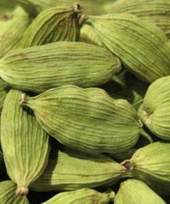 essential oil cardamom seeds